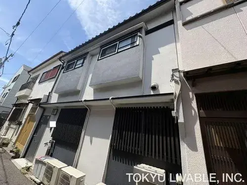 Akiya in Osaka