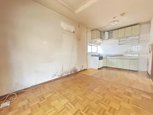 4DK Property Matsubara City Osaka Prefecture (2)