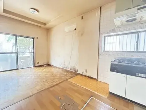 4DK Property Matsubara City Osaka Prefecture (3)