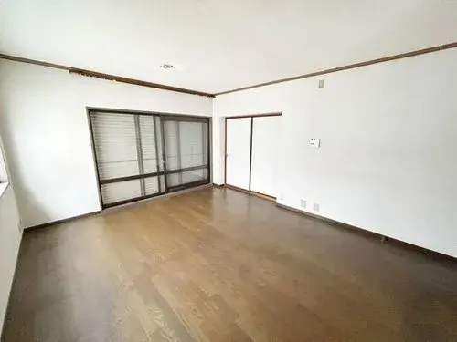 Hyogo Prefecture Kobe City 4LDK+S Property (13)