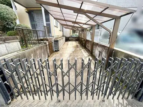 Hyogo Prefecture Kobe City 4LDK+S Property (4)