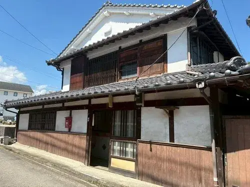Akiya in Ehime