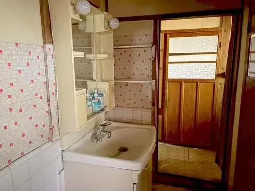 Ehime Prefecture Saijo City 5DK Property (13)