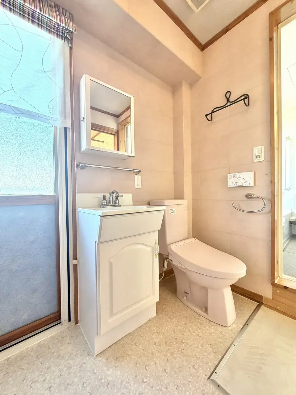 2LDK Property Kashiwa City Chiba Prefecture (19)