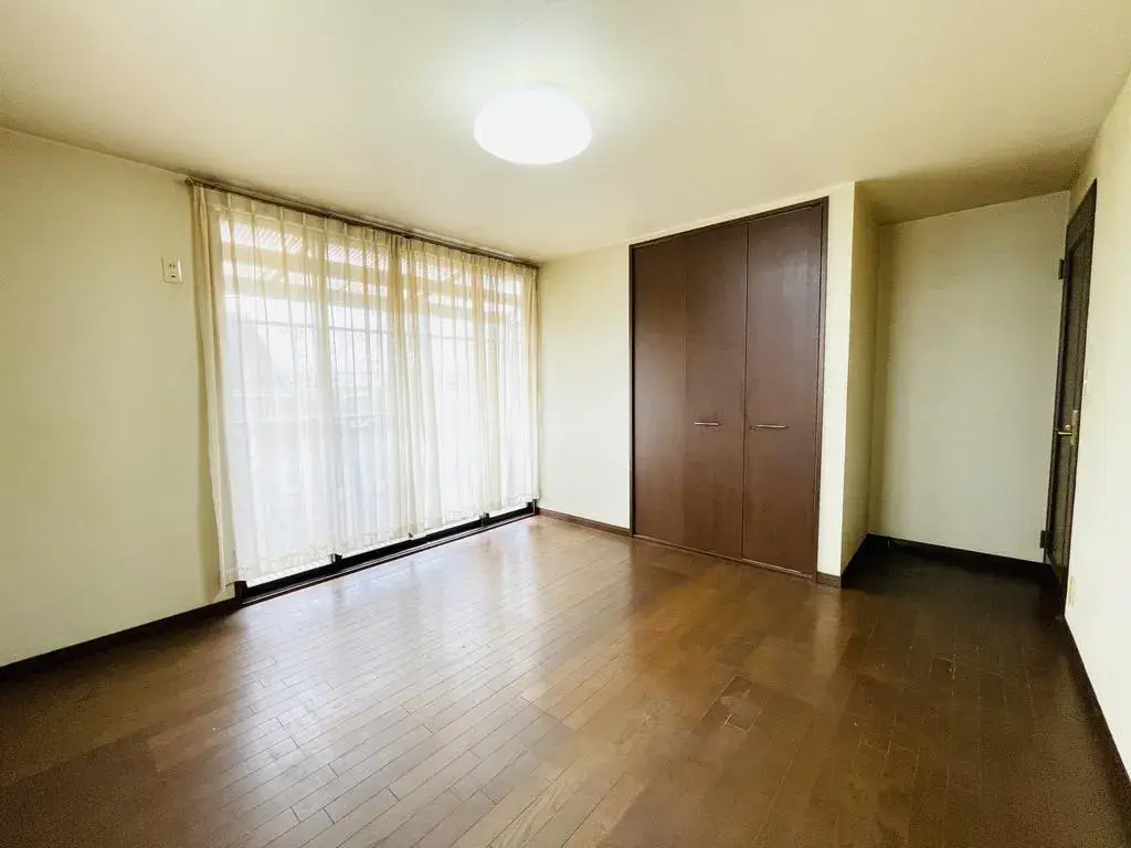 3LDK
日之出町
东京都 (13)