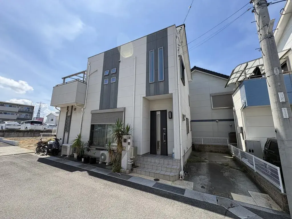 Akiya in Osaka
