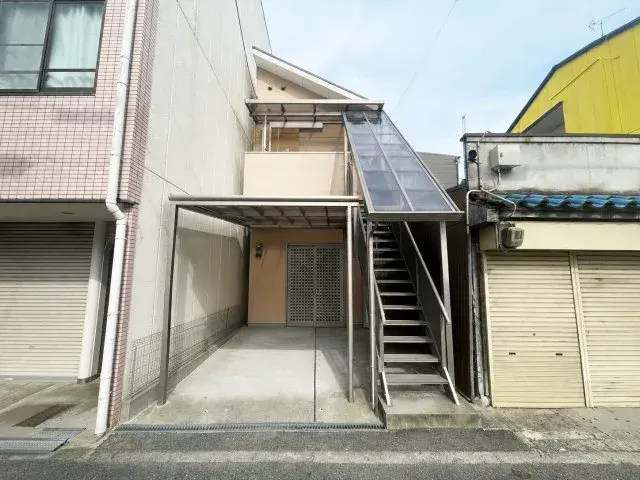 Akiya in Osaka