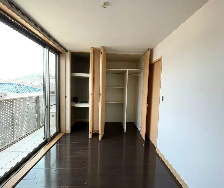 4LDK Property Mihara City Hiroshima Prefecture (11)