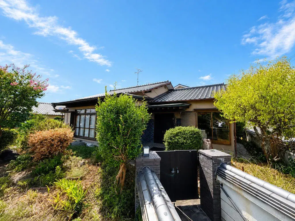 Akiya in 飯塚市