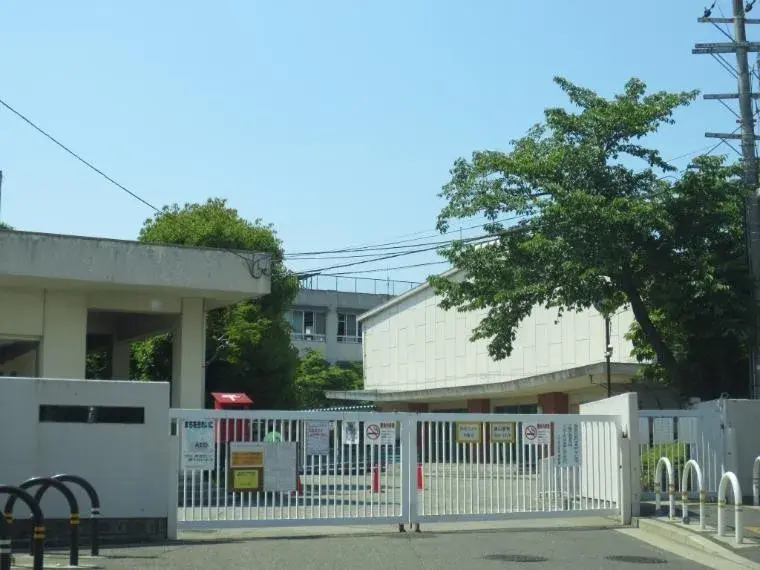 Akiya in Osaka