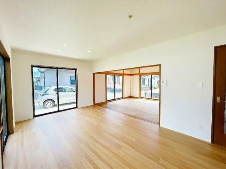 [3SLDK Property] Kure City Hiroshima Prefecture (2)
