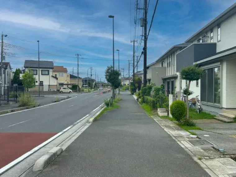 四室两厅
吉川市
埼玉県 (4)