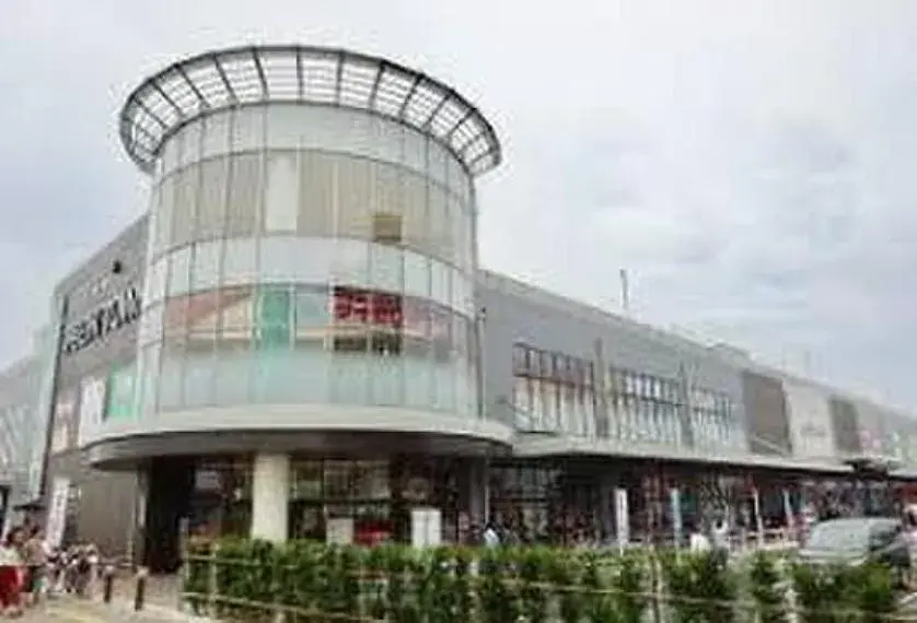 四室两厅
吉川市
埼玉県 (9)