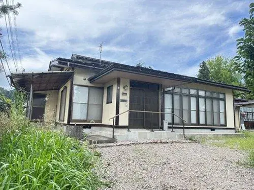 Akiya in 山形市