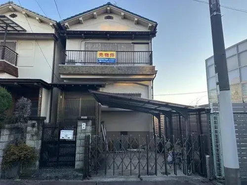 Akiya in 枚方市