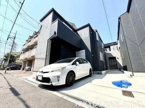 Akiya in Osaka