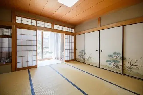 8-Bedroom Property Katano City Osaka Prefecture (4)