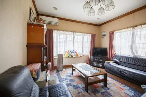8-Bedroom Property Katano City Osaka Prefecture (6)