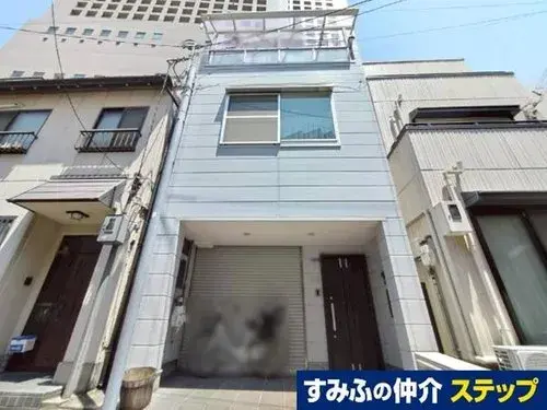 Akiya in Osaka