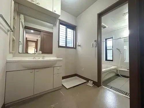 5LDK Property Tomitabayashi City Osaka Prefecture (16)