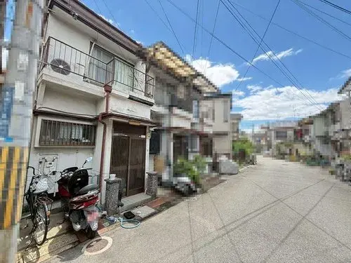 Akiya in Osaka