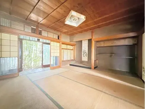 Propriété 8LDK+S
Ikaruga-cho, Ikoma-gun
Préfecture de Nara (4)