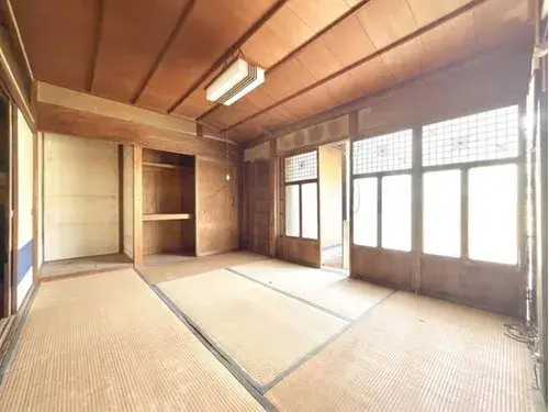 Propriété 8LDK+S
Ikaruga-cho, Ikoma-gun
Préfecture de Nara (5)