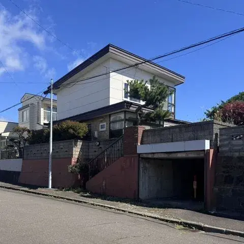 Akiya in Hokkaido