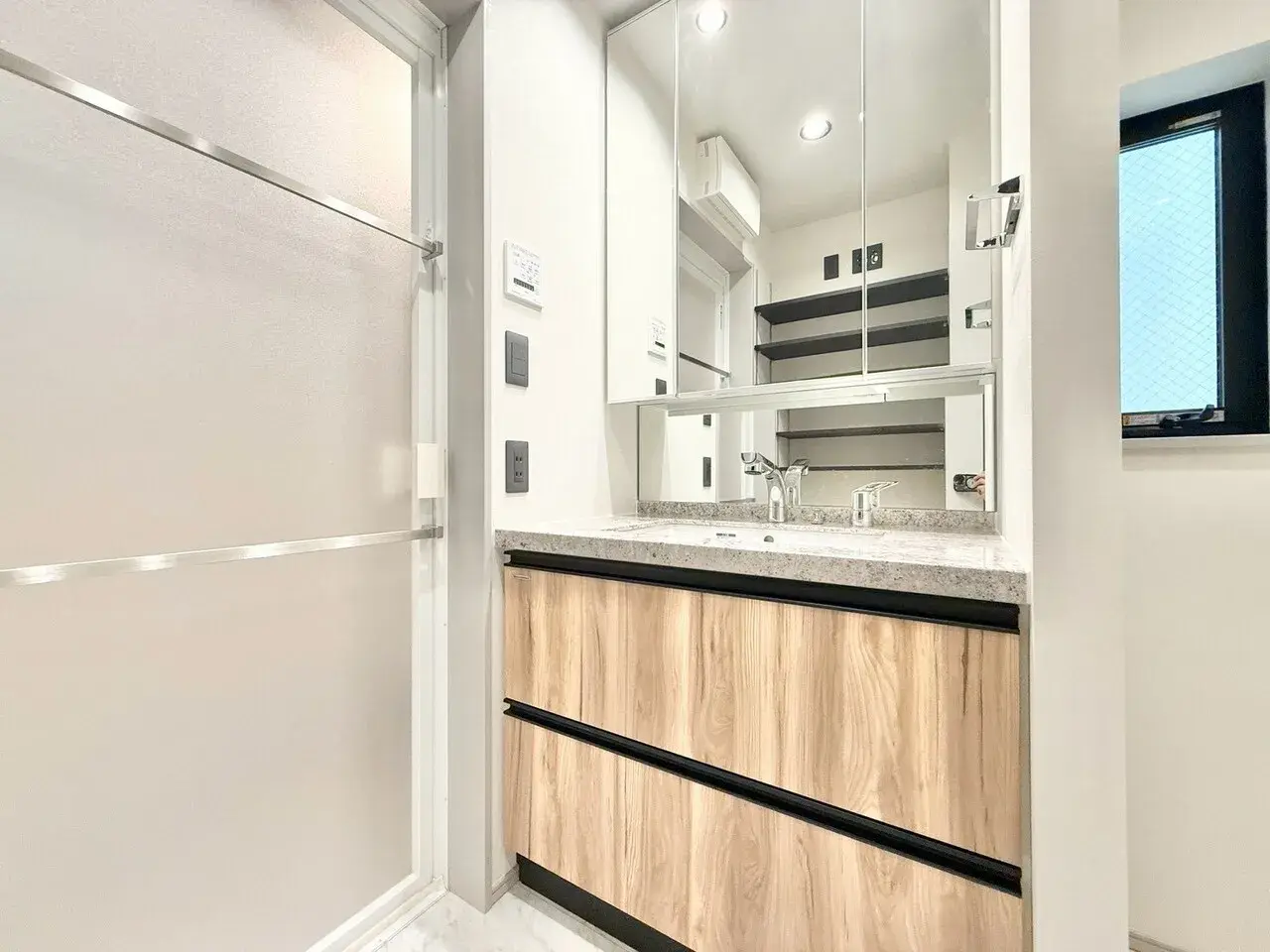 2SLDK Property Shinjuku-ku Tokyo (24)