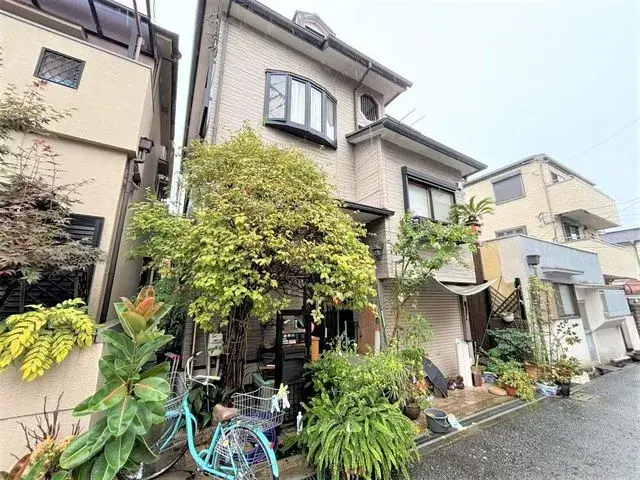 Akiya in Osaka