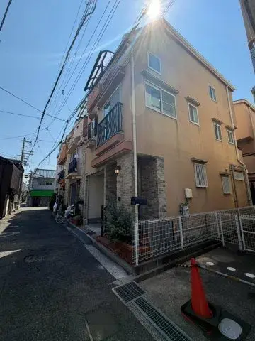 Akiya in Osaka