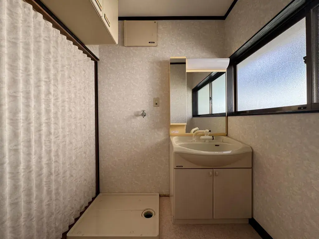 4LDK Property Takehara City Hiroshima Prefecture (21)