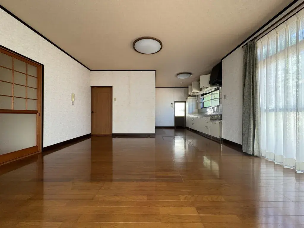 4LDK Property Takehara City Hiroshima Prefecture (8)