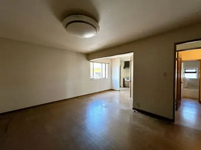 4LDK Property Hyuga City Miyazaki Prefecture (8)
