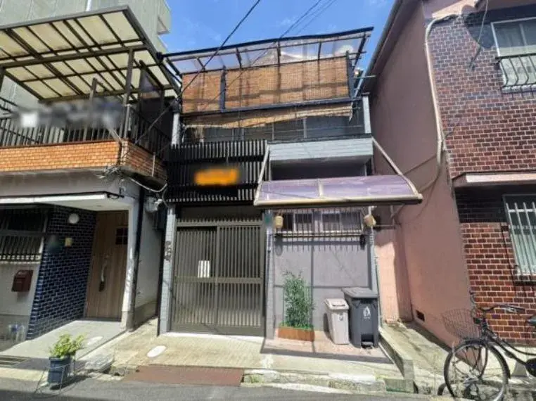 Akiya in Osaka