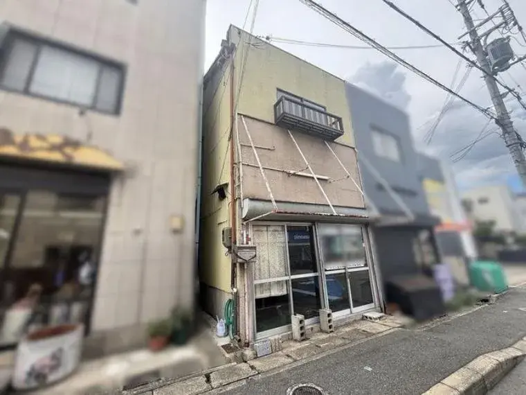 Akiya in Osaka