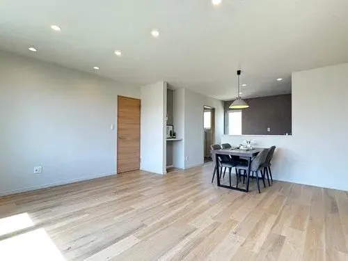 [Propriété de 5 chambres]
Sapporo, Hokkaido (7)
