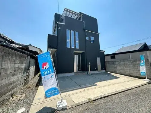 Akiya in Osaka