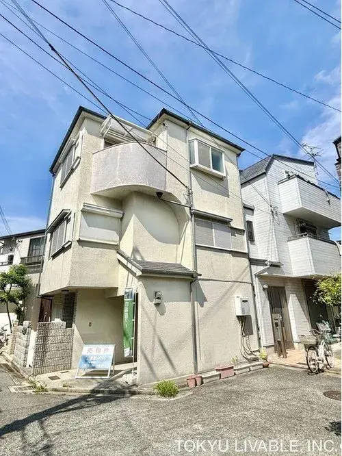 Akiya in Osaka