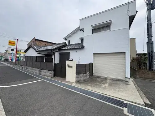 Akiya in Osaka