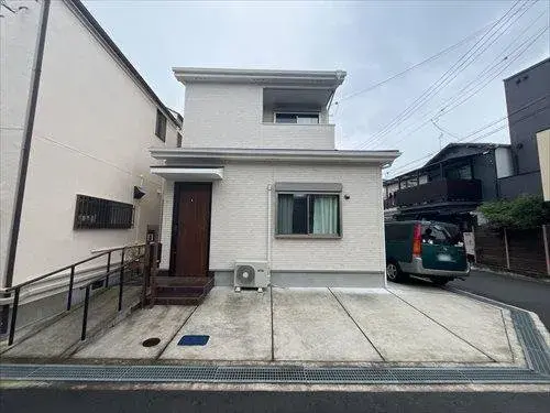 Akiya in Osaka