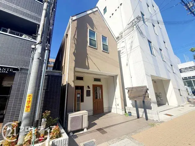 Akiya in Osaka