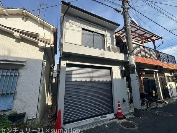 Akiya in Osaka