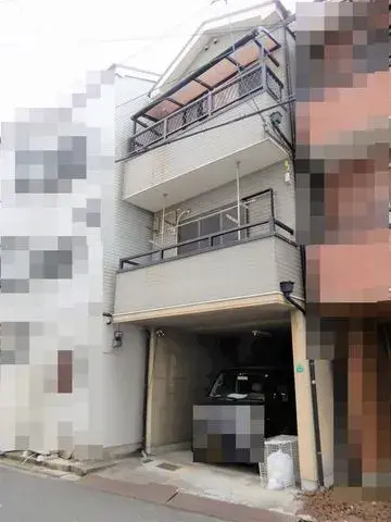 Akiya in Osaka