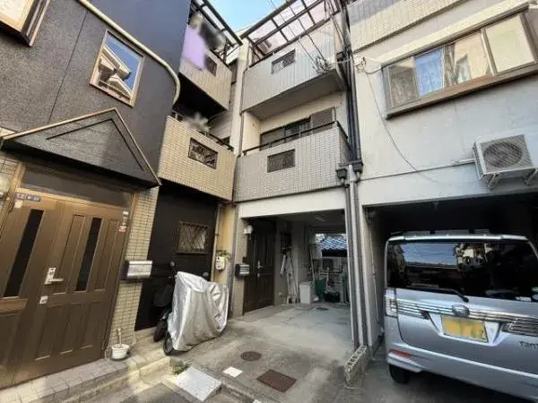 Akiya in Osaka