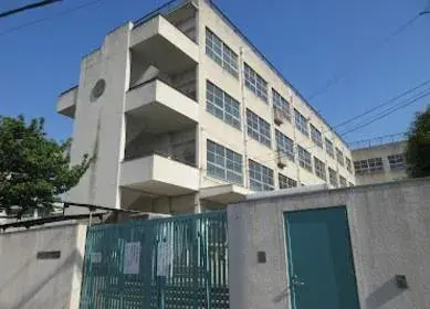 5DK property in Higashiosaka, Osaka Prefecture (25)
