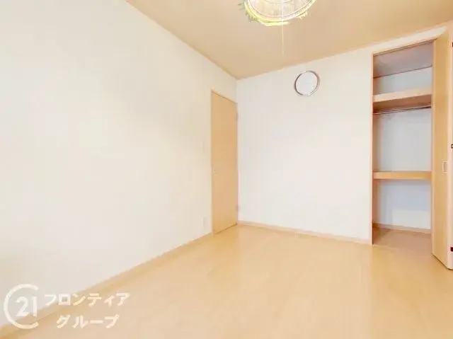 Osaka Prefecture Higashiosaka City 3SLDK Property (7)
