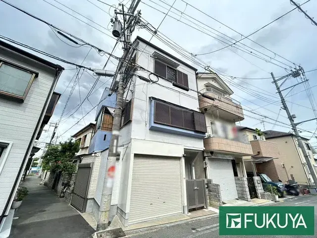 Akiya in Osaka
