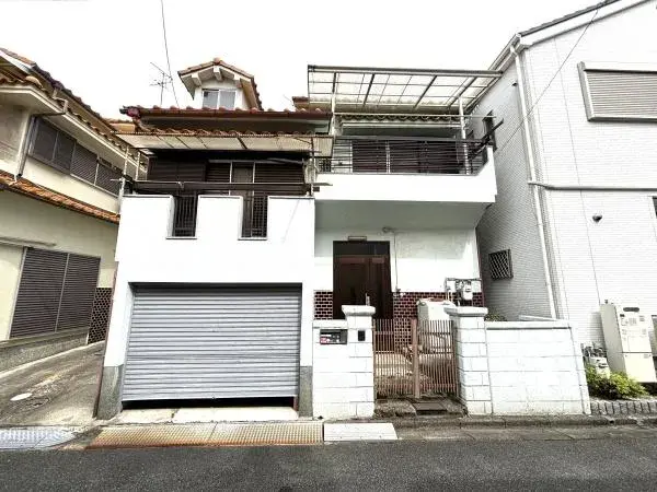 Akiya in Osaka
