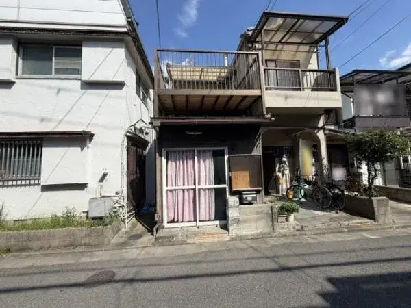 Akiya in Osaka